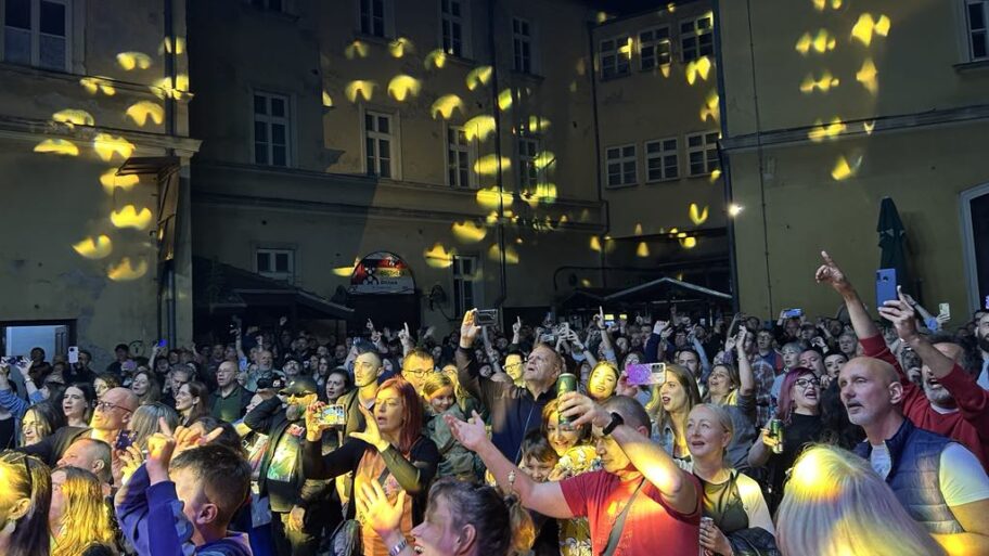 d45855e3 5fe0 4d7a 9489 9db9cf2760b5