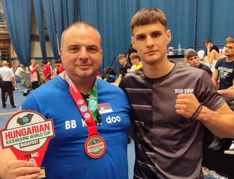 Niški kik-bokseri osvojili tri zlatne i srebrnu medalju na Svetskom kupu 4 jovan konstantin budimpesta 2025 1