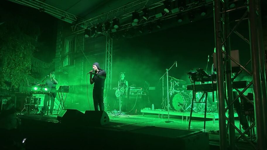 01f1ca51 9e19 42a3 b06c 24f3e9c44b8b