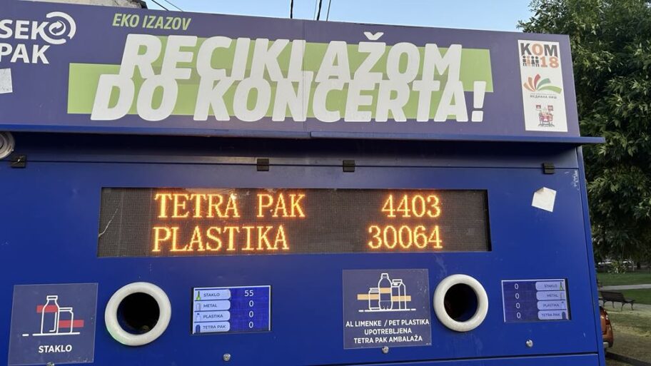 3b00c0c8 0d69 4e0d bd95 efb7bd02d877