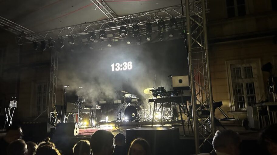 771e1926 8b24 4f64 ae69 c3e4ccbb6ca3