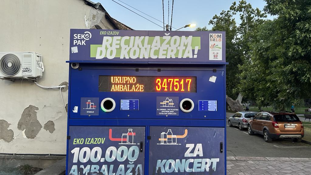 77fe8cb0 a825 4437 b8b5 bad8364f445a