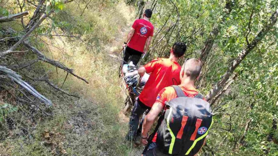 Gorska služba spasila turistkinju kod Sokobanje 2 GSS stanica NIS 2