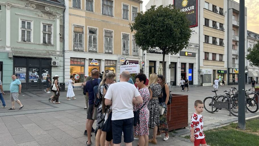 ad623786 cbb4 4f44 a85f 6414203cec28