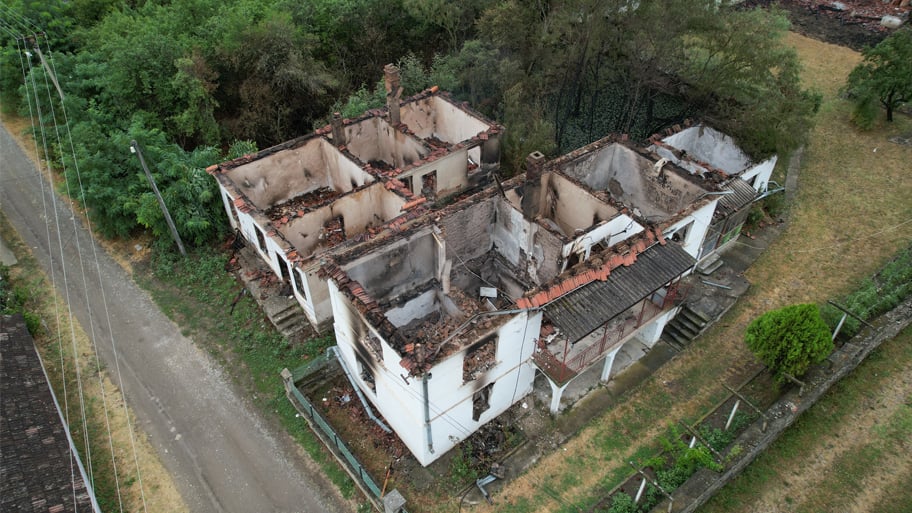 b09baeb6 7a5e 434e bb82 1bab87137186