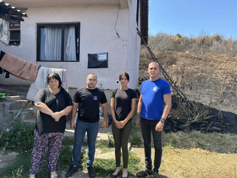 Policajci iz niškog sindikata odneli pomoć selima pogođenim požarom 3 img 3554