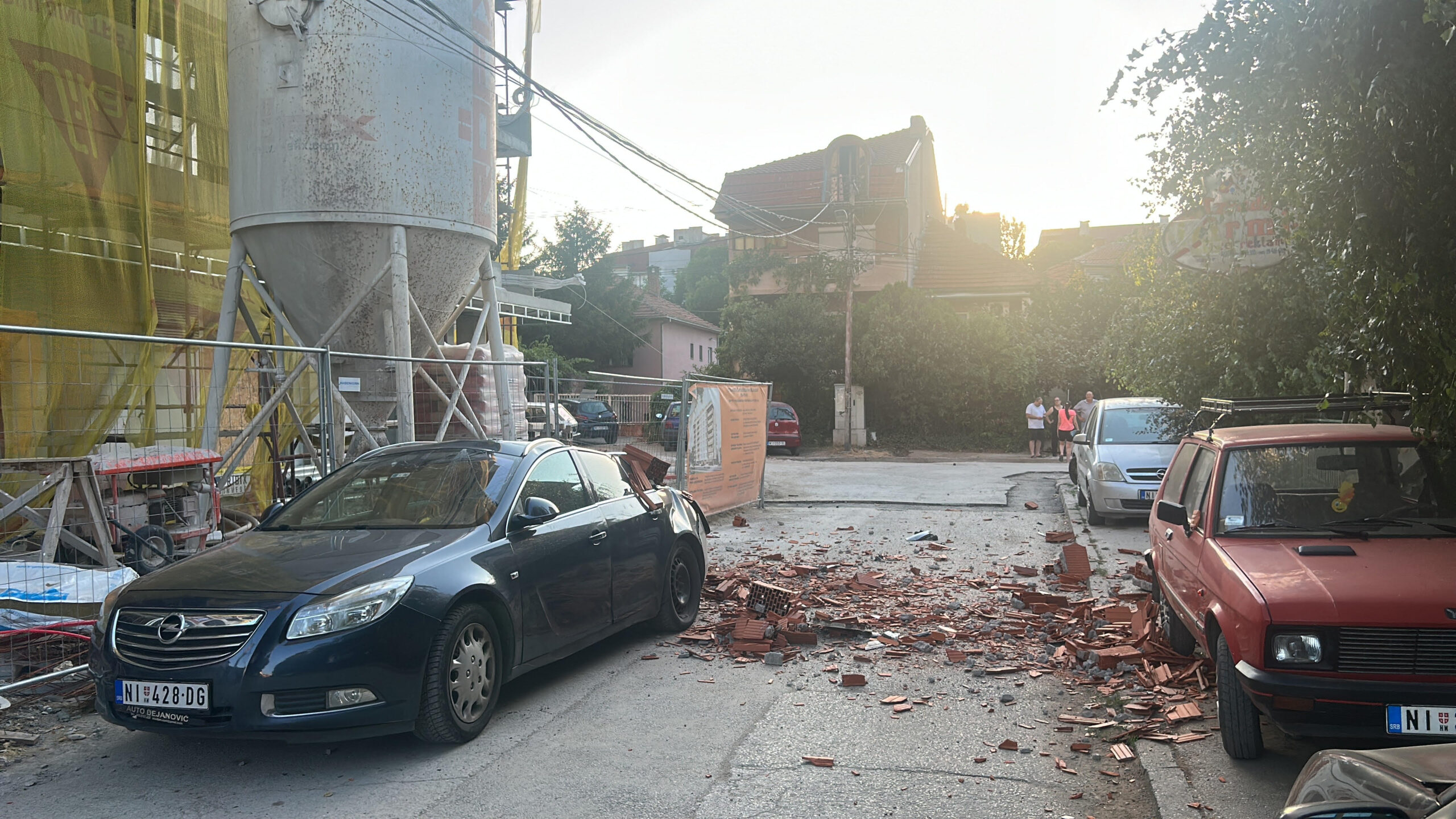 Iz Milićeve grupe traže hitnu reakciju zbog obrušavanja zgrade: “Nišlije kao da žive pored minske gradnje” 1 unnamed scaled