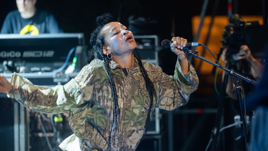 1c9cee9d 1bd0 4ed4 99ff fdede00a6f1f