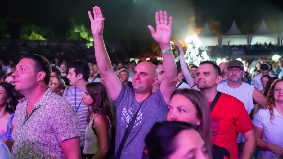 4ef413b2 554c 4029 ad30 dc7cc22d0963