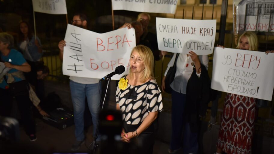 “Vera na udaru, istina na čekanju” - kolektiv “Sremca” pružio podršku smenjenoj direktorki 9 9027fcc2 a050 40dc a4ca cc3788fe835f