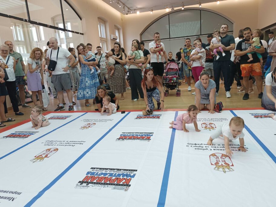 Najslađa trka održana u Nišu - 120 beba takmičilo se na "Puzijadi" 2 IMG 20250829 123223