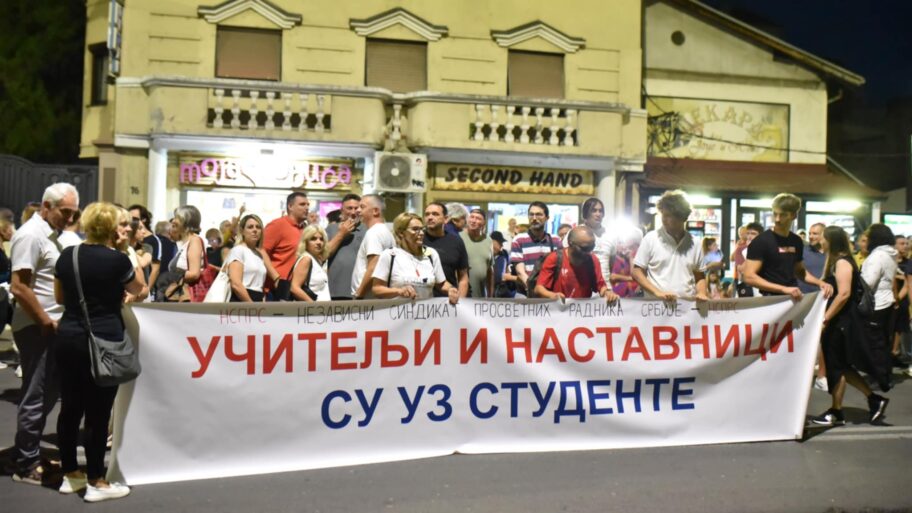 “Vera na udaru, istina na čekanju” - kolektiv “Sremca” pružio podršku smenjenoj direktorki 7 a643e20f d3b4 45d2 94ce 65682d630512