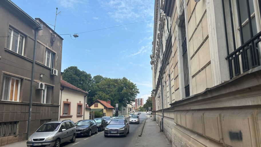 abf4f7c5 b59b 46bb b87d 72abcbbda44a