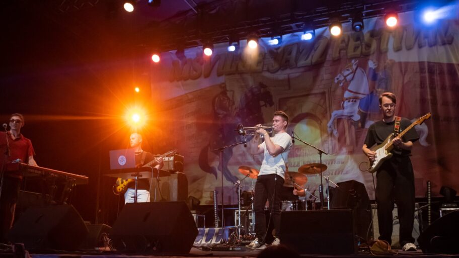 cbac36b8 261b 4648 86cb fff6d59c3a7a