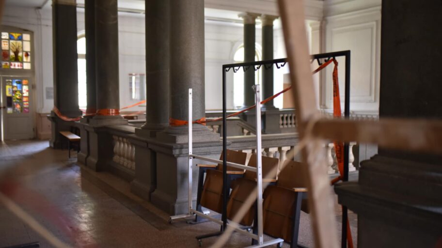 f56f7fa7 9175 4835 b18b 995c2dc2fe1d