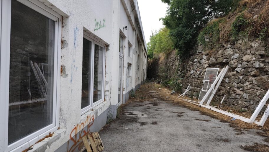 Sve je isto, samo rekonstrukcije nema - Rovče i dalje čeka 10 rovce foto ljubica jocic 13