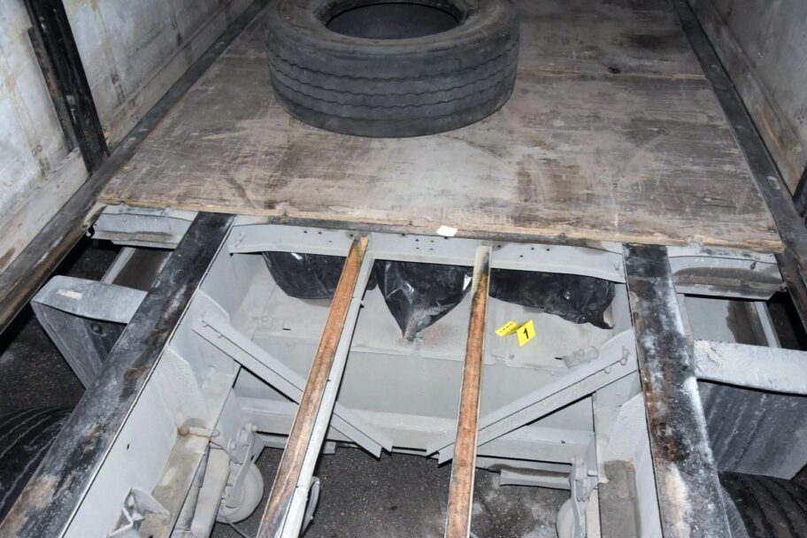 Zaplenjeno 85 kg marihuane na naplatnoj rampi kod Niša 2 02