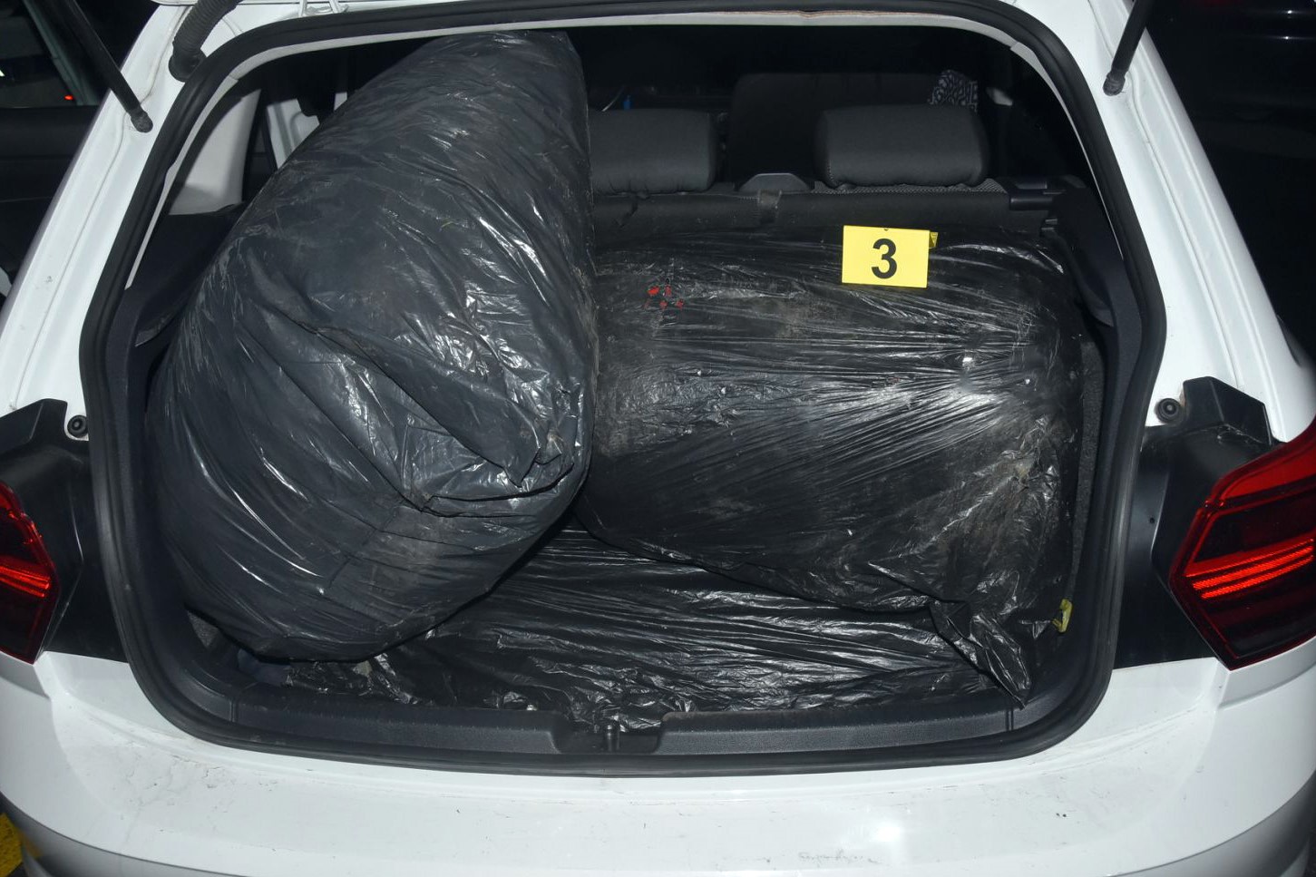 Zaplenjeno 85 kg marihuane na naplatnoj rampi kod Niša 1 06