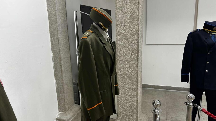 595580bb e6b3 417a aeac d1aa00097306