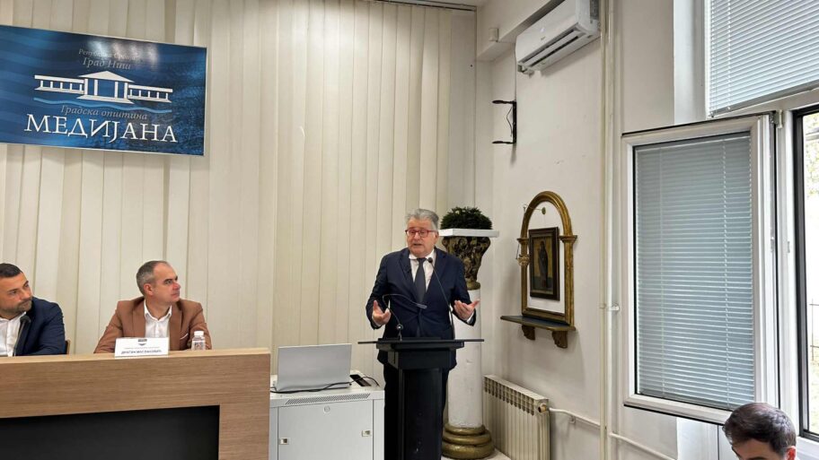 62806cf3 8031 490d 8661 9be21981efd5