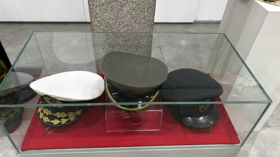 98a10131 48ca 44c8 a6a3 b6d99a974947