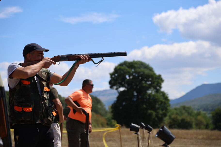 Održano takmičenje lovaca u gađanju glinenih golubova 3 9S1A0362
