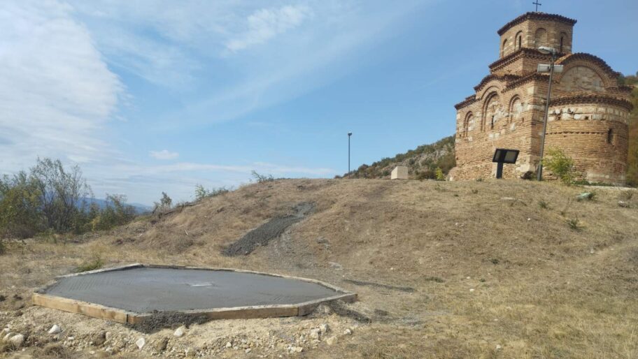 Počelo betoniranje kod Latinske crkve u Gornjem Matejevcu, meštani strahuju za spomenik kulture 4 IMG 51390785c435b54aa6bb1cdc907fcf6d V e1759143515762