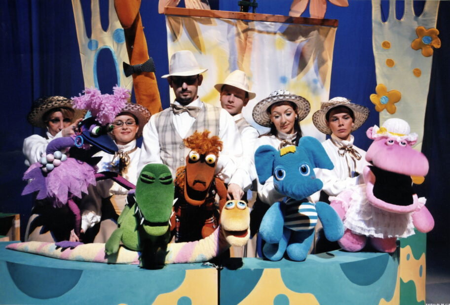 Predstava u znak podrške mališanima obolelim od raka u niškom Čairu 14 Radoznalo slonce