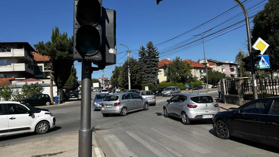 c924a931 d096 409f 82b9 fcf09f49fcbc