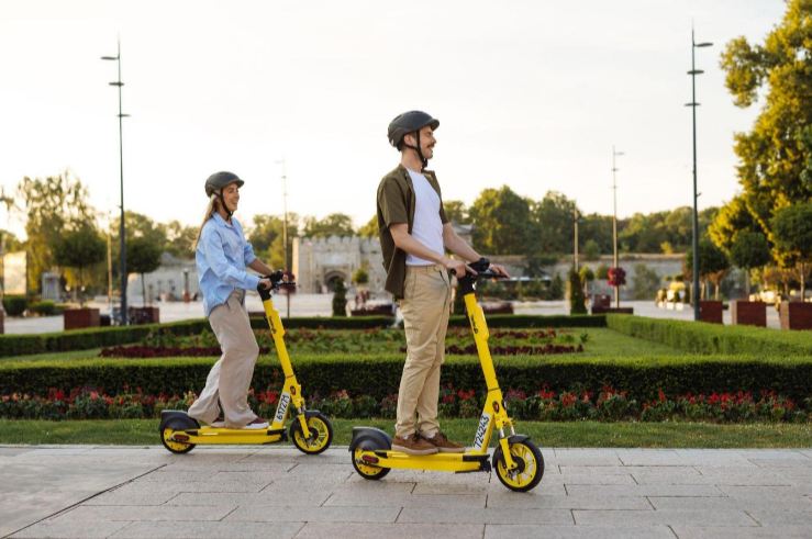 Počelo iznajmljivanje električnih trotineta u Nišu 20 trotineti 1