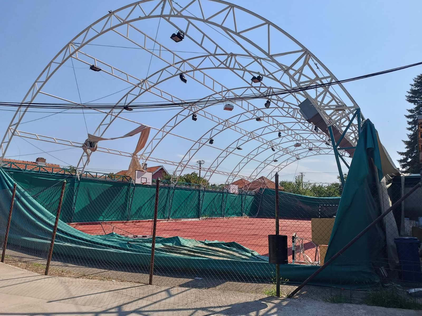 trupale skola balon sala foto jcm