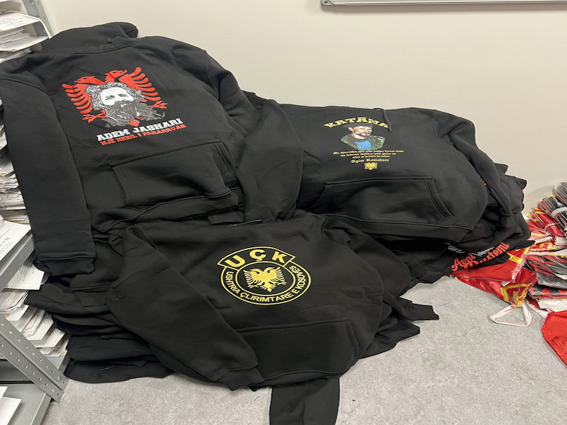 Sprečeno unošenje obeležja UČK u Srbiju pred utakmicu u Leskovcu, uhapšen državljanin Albanije 3 2 9