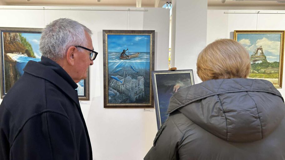 4d641233 315a 4dee a6e7 a4bd2edc4e43