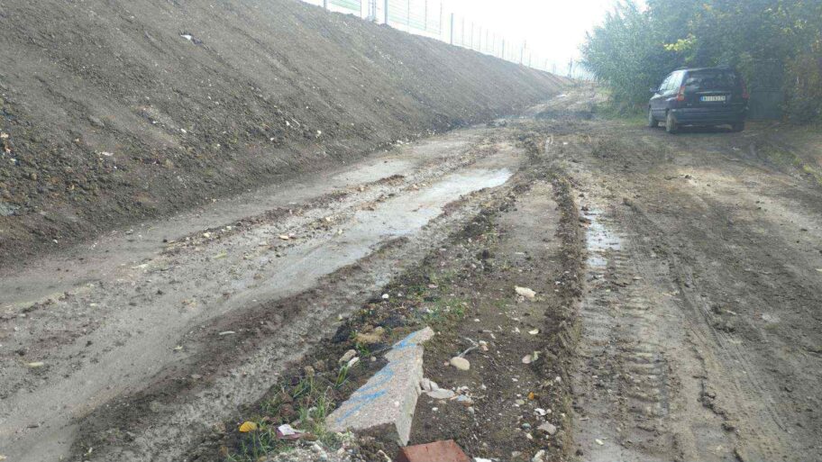 81802612 52df 4bd3 9716 99a0f344be3b