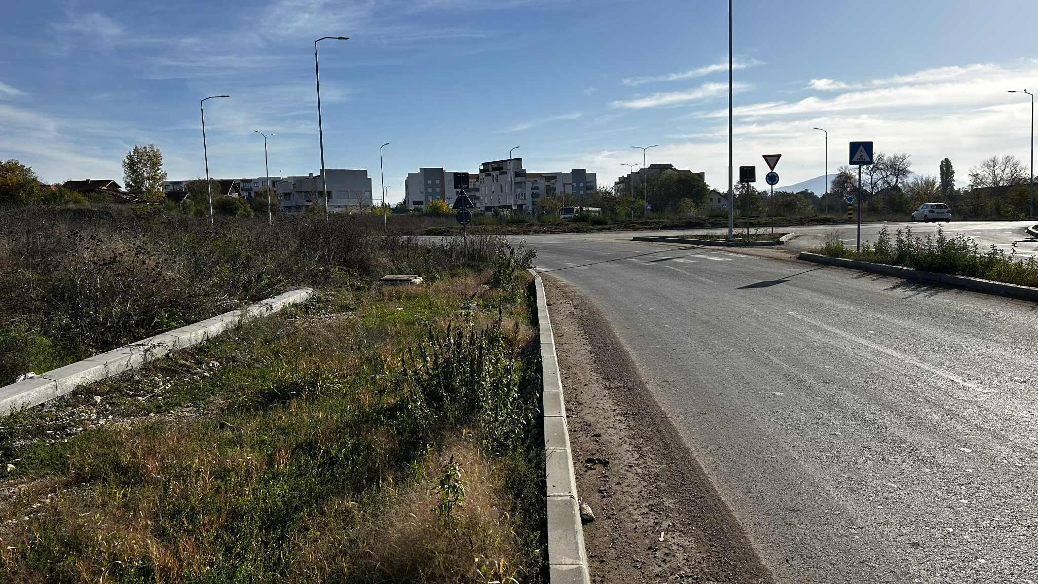 Da li je predizborna trka važnija od dozvola? - nadležni o tome zašto Bulevar Gorana Ostojića nema trotoar 1 b3bf5678 5524 44c2 8ea0 fa9f9d1a31bd