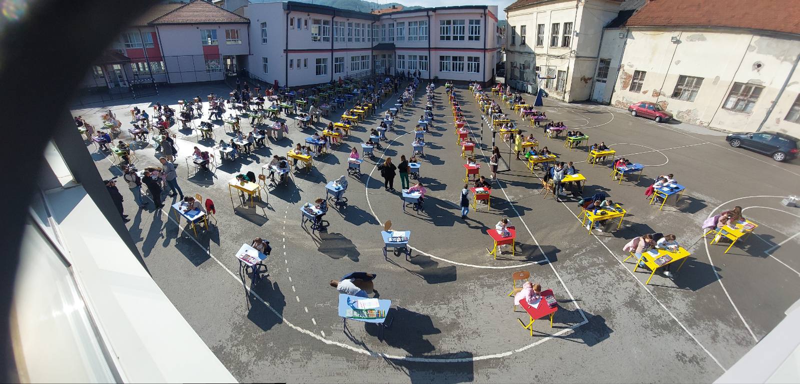 Najveći javni čas crtanja stripa u istočnoj Evropi održan u Vlasotincu 1 cas strip