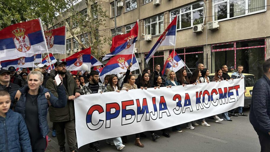 Dva paralelna skupa u Nišu uoči kosovskih izbora: studenti kritikuju "13 godina izdaje", SNS šalje podršku Srbima na KiM 12 cdba00a5 8ff2 4a58 90fa a21101a6deec