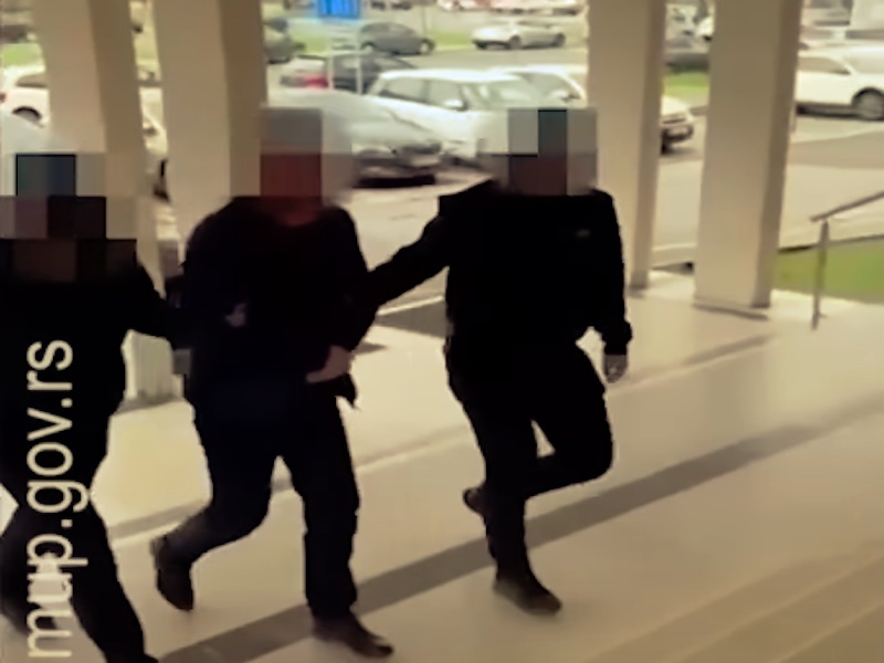 Predsedniku Žitorađe produžen kućni pritvor, ali i dalje ostaje na funkciji i prima trećinu plate 11 hapsenje st