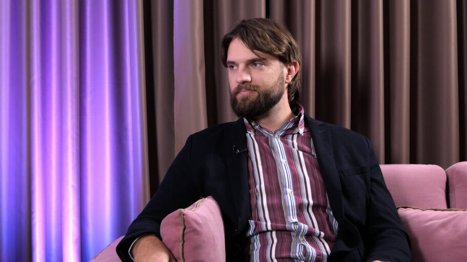 BIA najlakše prisluškuje obične pozive, bubice skrivene u kafićima - novinar BIRN-a u emisiji "15 minuta" 3 img 2100