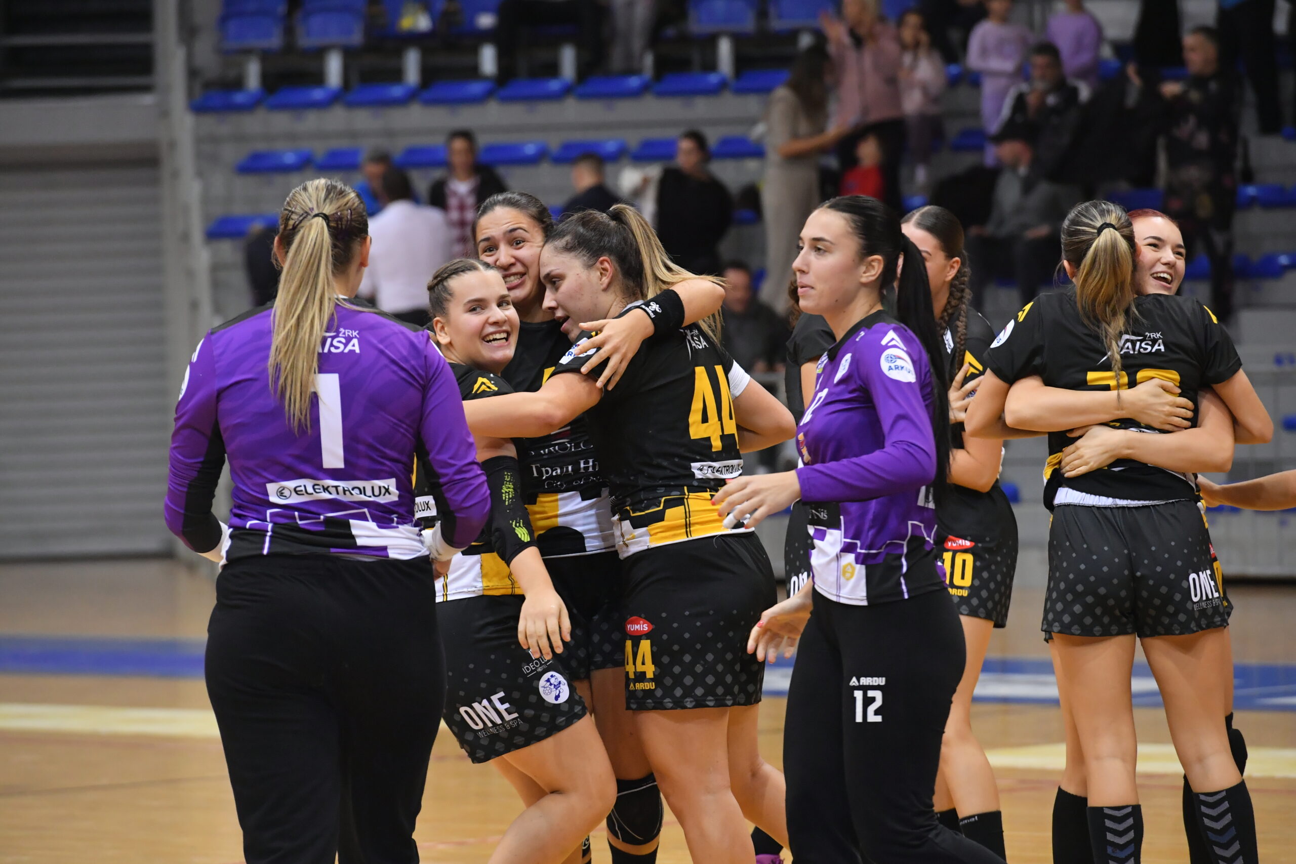 naisa zvezda foto vanja keser scaled