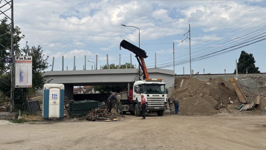 Zbog asfaltiranja se u četvrtak obustavlja saobraćaj kod podvožnjaka na ulazu u naselje 9. maj 6 podvoznjak novoselo