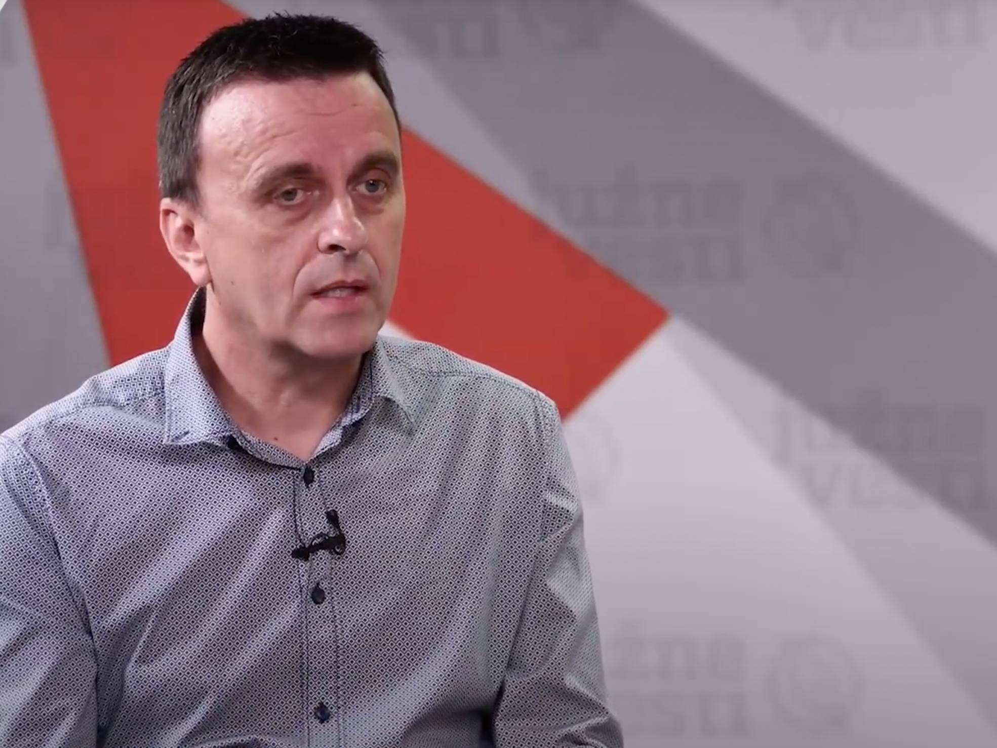 Roditelj đaka niškog "Sremca": Na primeru gimnazije vlast šalje poruku da će bunt biti sankcionisan 1 sasa popovic foto jv