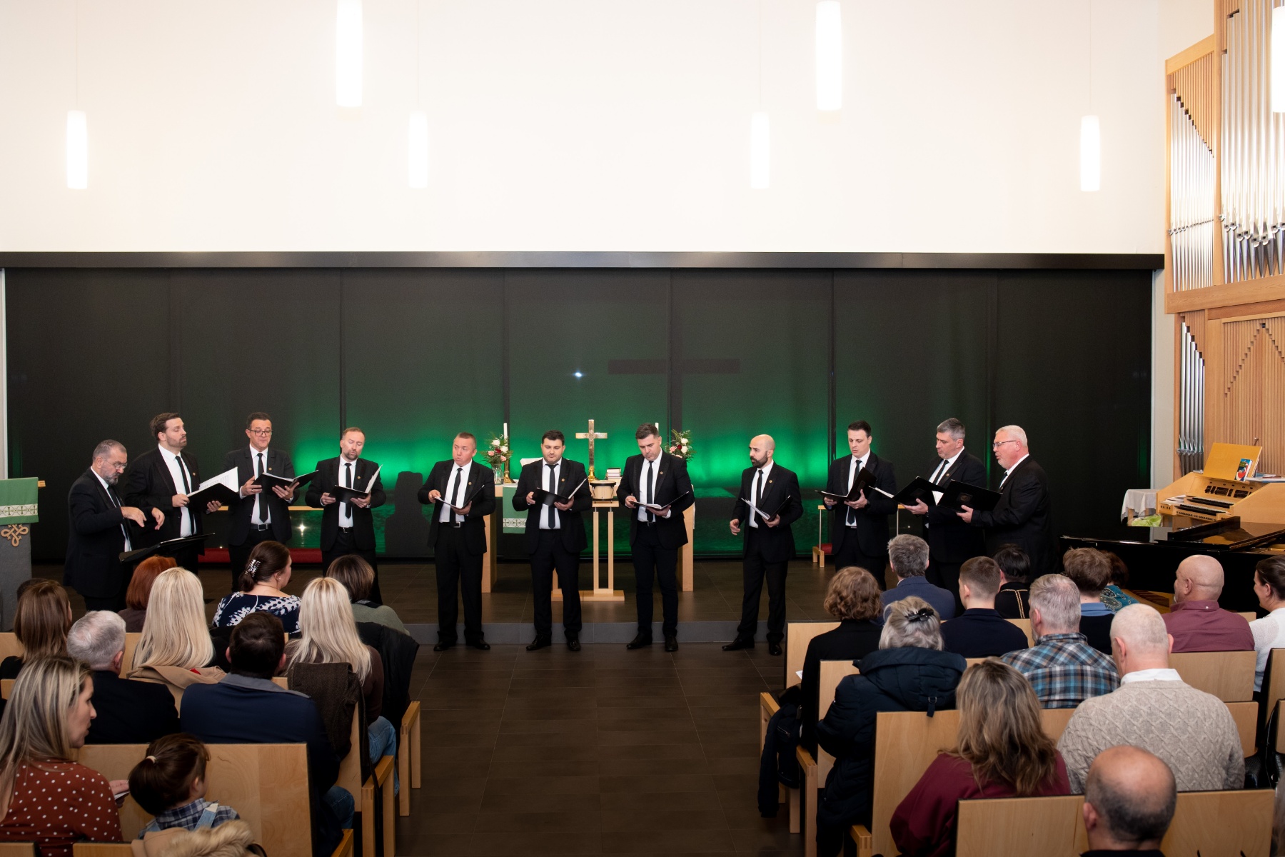 Niški "Konstantin" muzikom spojio Srbiju i Island 1 1000009351