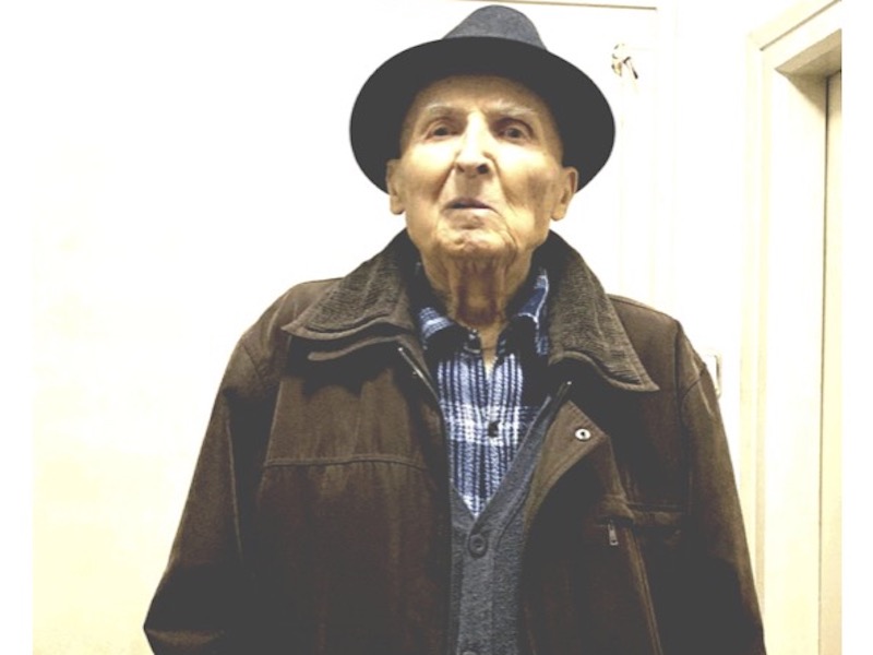 Svedočanstvo o kraju koji nestaje - hroničar iz Toplice Radivoje Maksimović oživeo istoriju Resinca i okolnih sela 2 Radivoje foto2