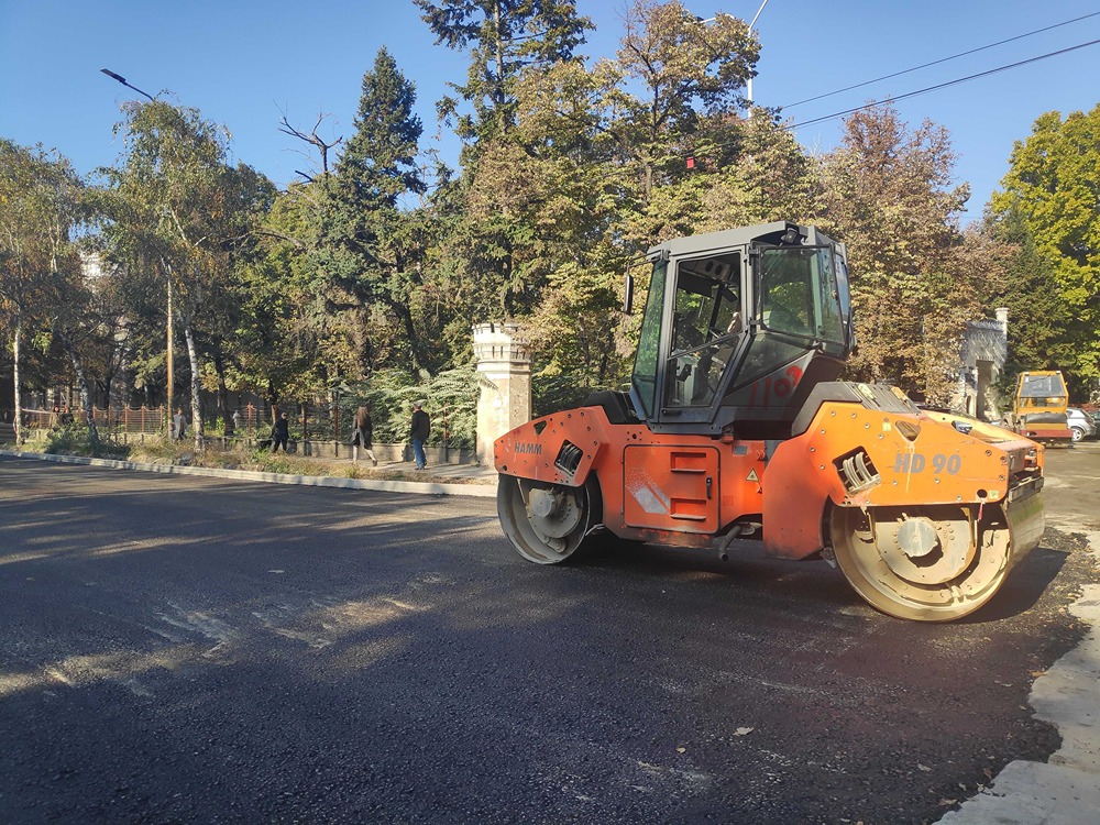Prokuplje za krpljenje rupa i popravku ulica izdvaja 4,16 miliona dinara 1 asfaltiranje vojvode putnika t r