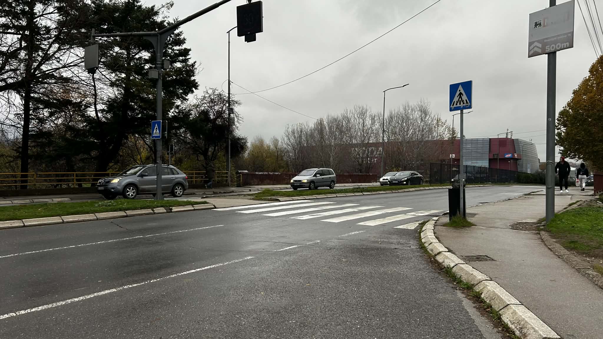 Nišlije traže "ležeće policajce" kod pešačkog prelaza na Vizantijskom bulevaru 1 ca5d0a43 eb7c 4b96 beea db9e9a539538