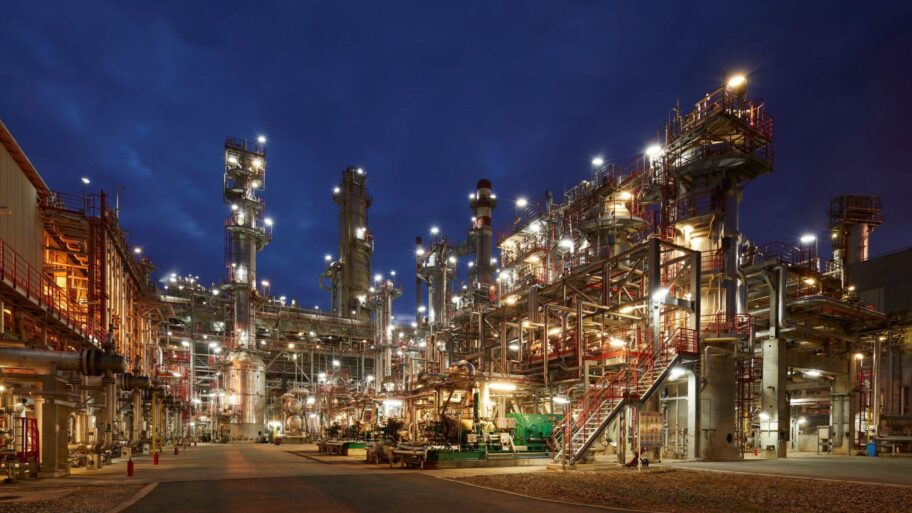 ef7d4370 c45a 11f0 8456 eff94716b162