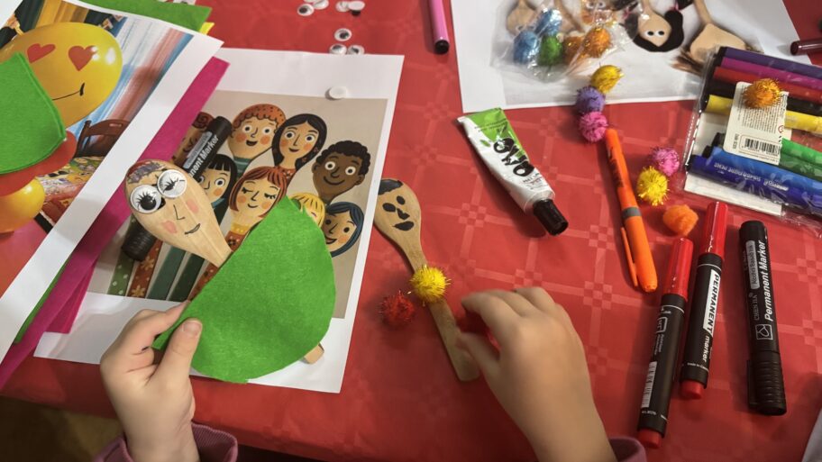 Kad kašika oživi: Deca pravila svoje lutke u sklopu festivala "Osmeh Niša" 2 img 4268