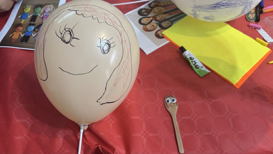 Kad kašika oživi: Deca pravila svoje lutke u sklopu festivala "Osmeh Niša" 2 img 4269