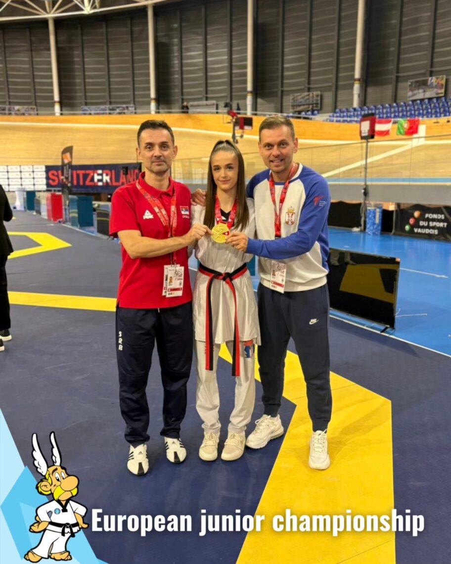 Mlada Nišlijka evropska šampionka u tekvondou 2 tina ninic evropsko sa trenerima